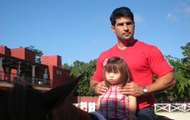 La equinoterapia, una iniciativa del Sr. Arturo Marcelín